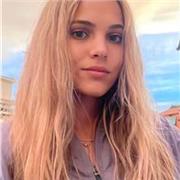 Chicha titulada en estudios a personas con situacion de dependencia y actualmente cursando el ultimo curto de integradora social, me adapto a cualquier tipo de edad ya sean adultos o niños